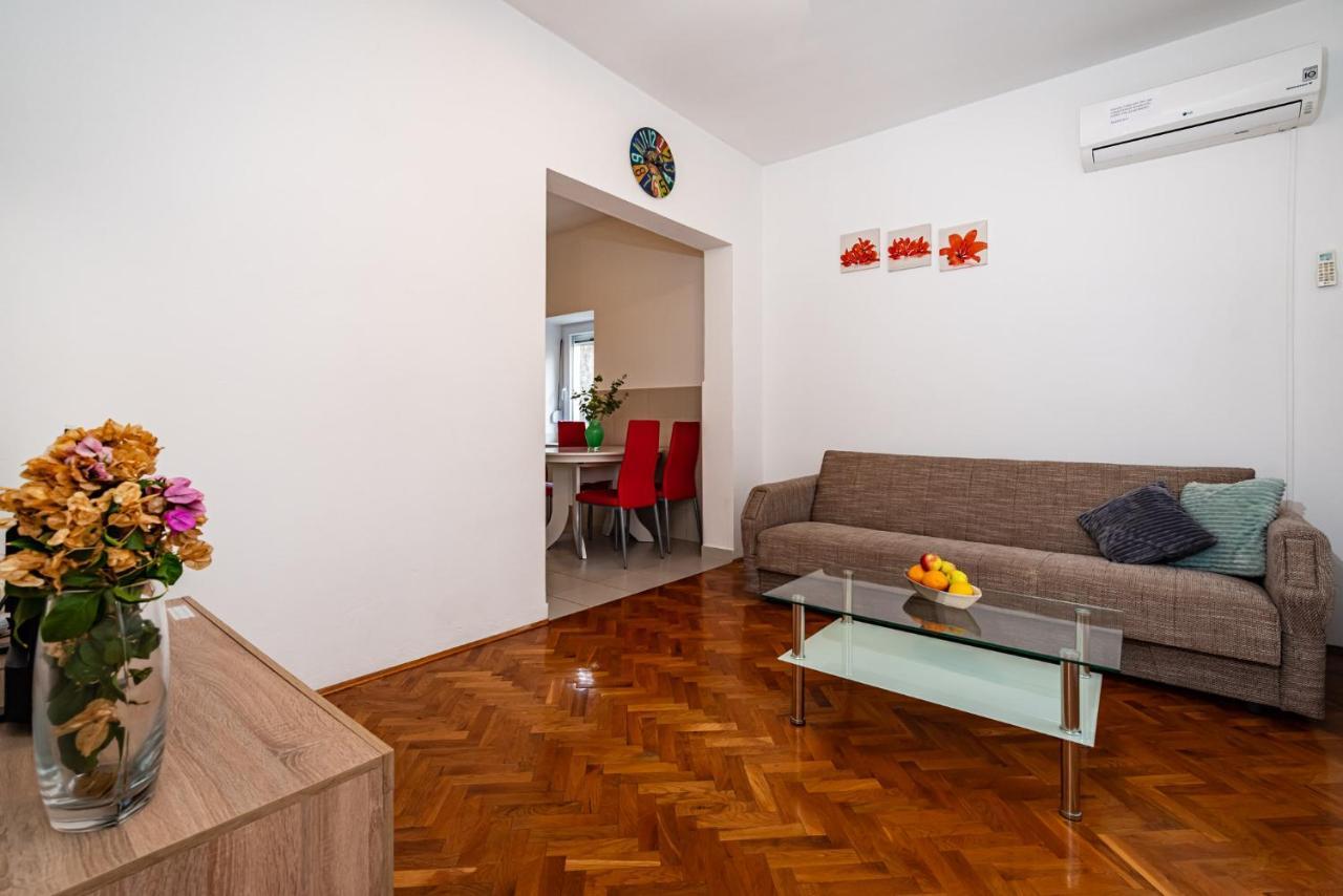 Apartment Eva 马斯莱尼察 外观 照片