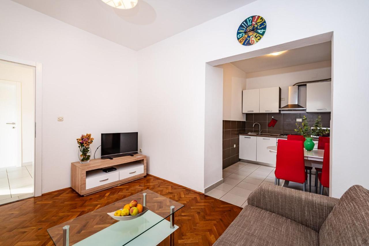Apartment Eva 马斯莱尼察 外观 照片